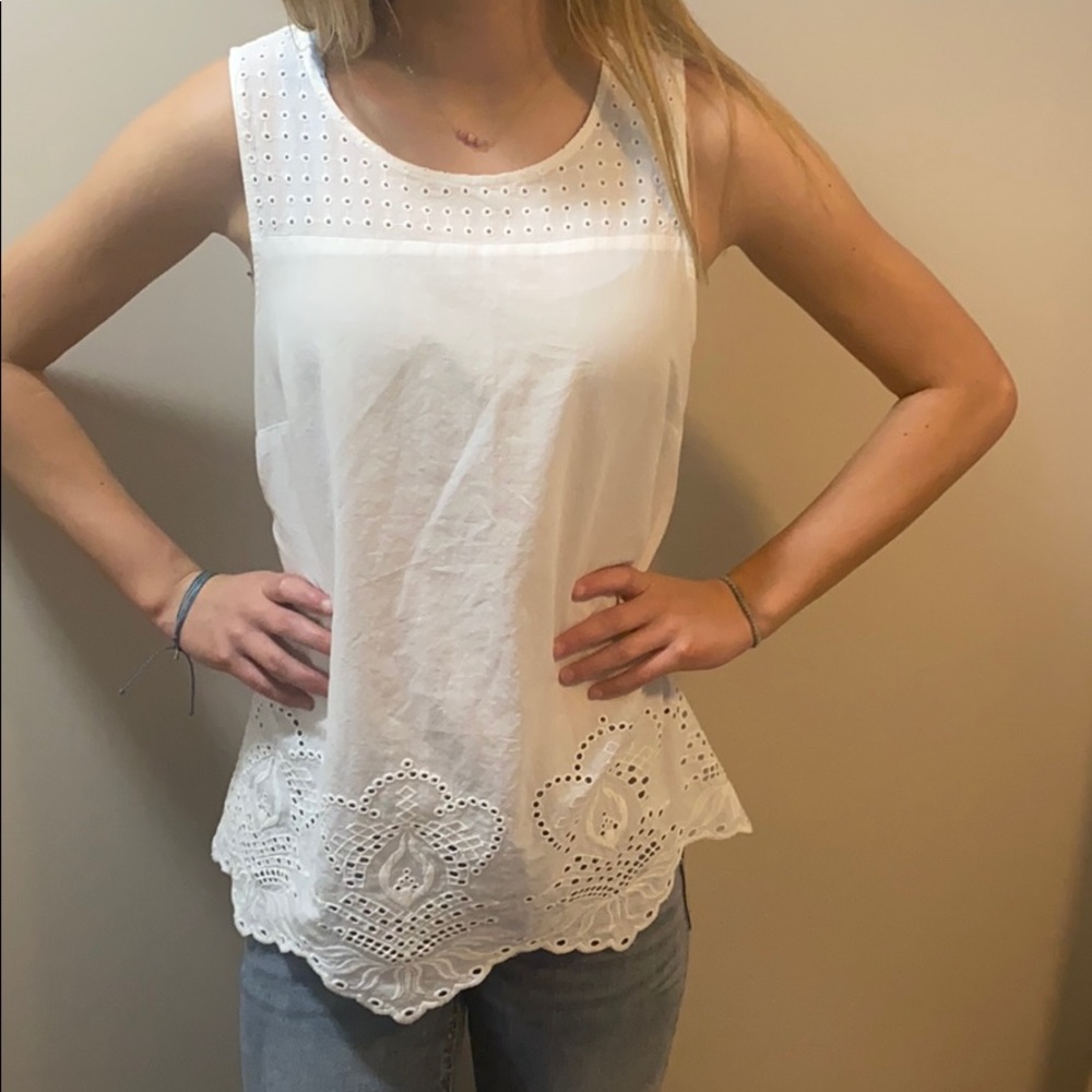 White tank